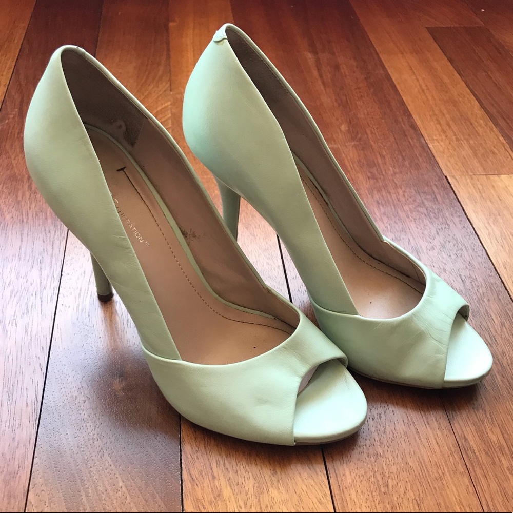 BCBG Mint Green/Blue Heels- Size 10